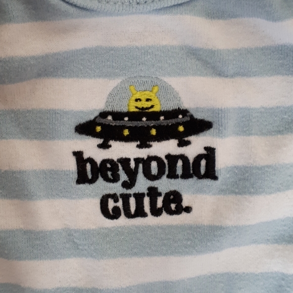 Beyond cute onesie - Picture 3 of 3